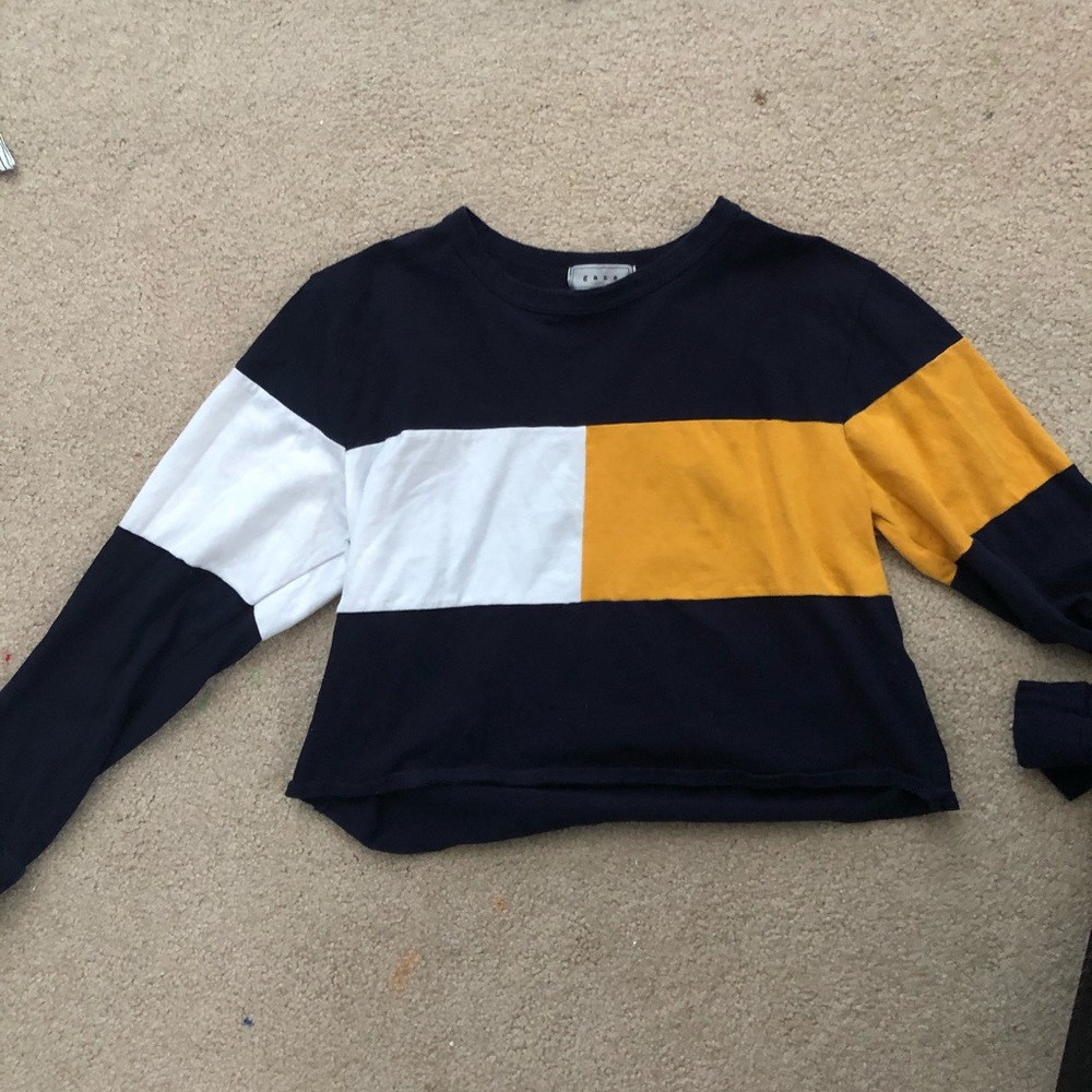 Colorblock cropped tee